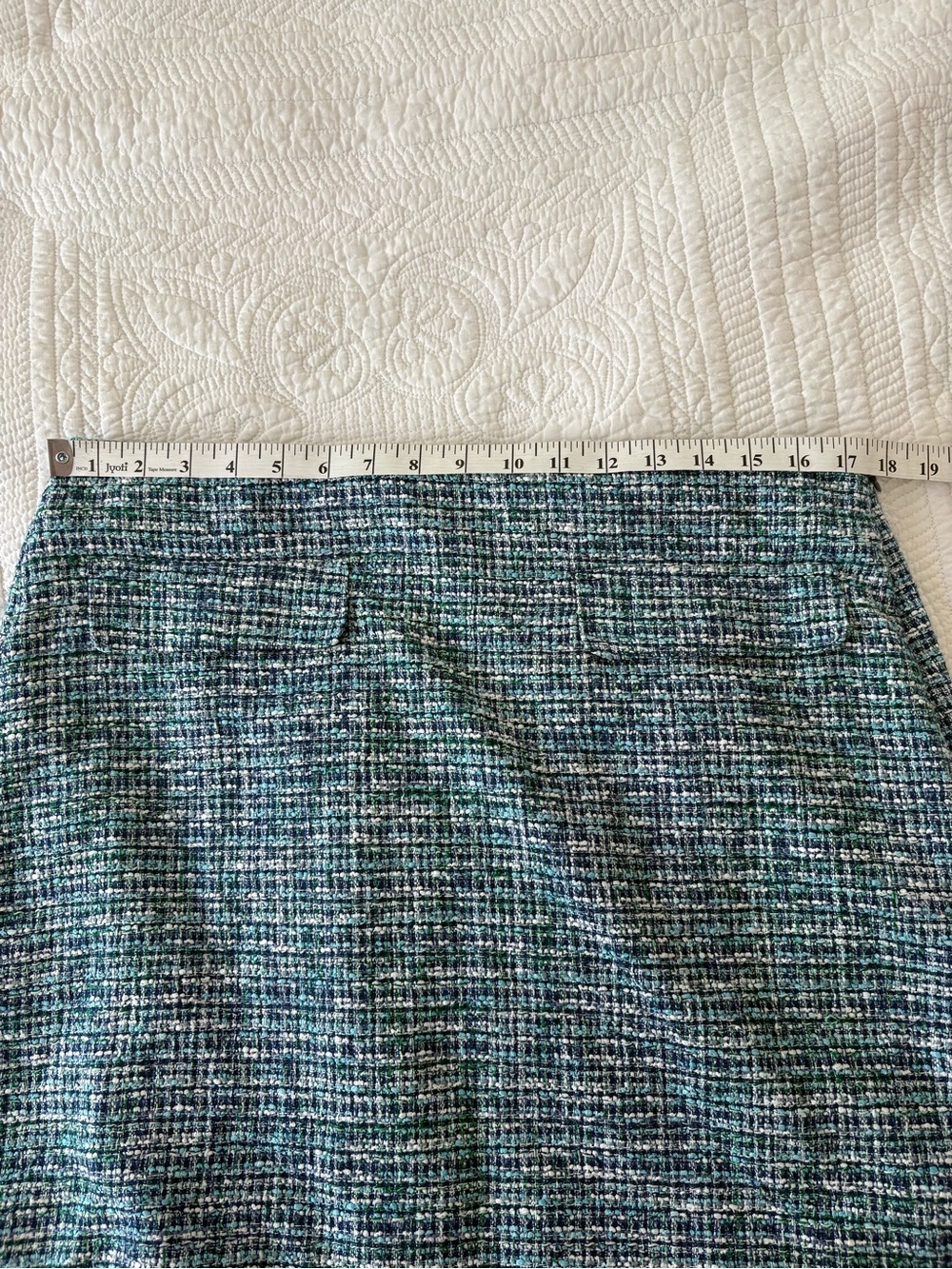 Loft woman’s Textured Teal Tweed Mini Skirt - Picture 5 of 9
